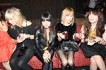 _sat night party girls7a-L.jpg