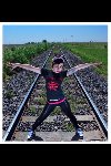 modeling at the rr tracks.a-L.jpg