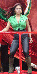 entertainer1a-L.jpg