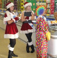 santas helpers-L.jpg