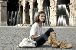 tourist visiting the coloseum.rome-L.jpg