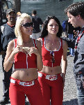 grid girls12-L.jpg