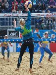 beach volley1-L.jpg