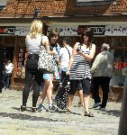 in public35-L.jpg