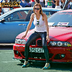 grid girls26a-L.jpg