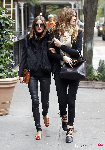 Olivia Palermo.leatherlook-jeans-L.jpg