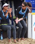 beach volley2-L.jpg