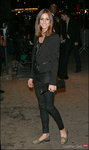 Olivia_Palermo.leatherlookjeansL.jpg