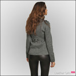 modeling76a-L.jpg