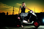 scooter_girl-L.jpg