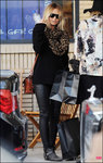 Lara Bingle.a-L.jpg