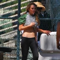 lindsay-lohan-leggings.jpg