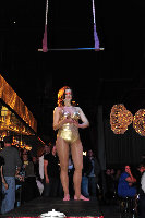 acrobat1k-L.jpg