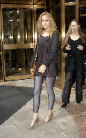 10689_SuperiorPics_com_Leelee_Sobieski_5_122_860lo.jpg